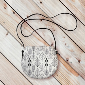 leather strap pouch purse - Leaves - Gifts for girls, Gifts for toddlers, Kids Crossbody, Kids Purse, Toddler Purse, Toddler Bag