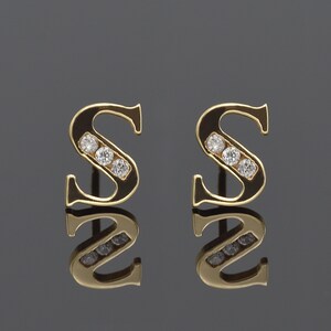 Aretes con inicial S de 14 quilates • PAR, aretes con letras • aretes con alfabeto • Oro amarillo macizo de 14 quilates • PAR o medio PAR