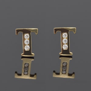 Aretes con inicial T de 14 quilates • PAR, aretes con letras • aretes con alfabeto • Oro amarillo macizo de 14 quilates • PAR o medio PAR