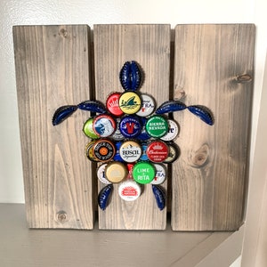 Wood Bottle Cap Turtle | Turtle Art, Beachhouse Decor, Coastal Decor. Lakehouse Decor