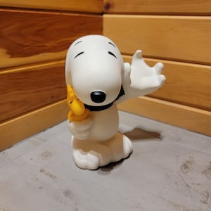 Peanuts Snoopy Vintage Woodstock Piggy Coin Bank Decoration Collectible