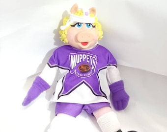 1995 Miss Piggy Muppets NHL Hockey Player Plush Mcdonalds VINTAGE