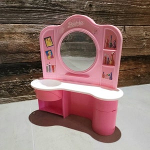 Barbie schoolhouse sales
