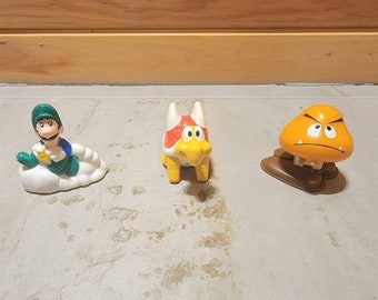 Super Mario Bros 3 Nintendo McDonald&#39;s Happy meal Toys Luigi Goomba Koopa 1990