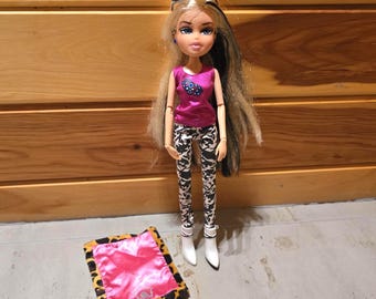 Bratz Cloe My Passion MGA 2013 Articulated Doll