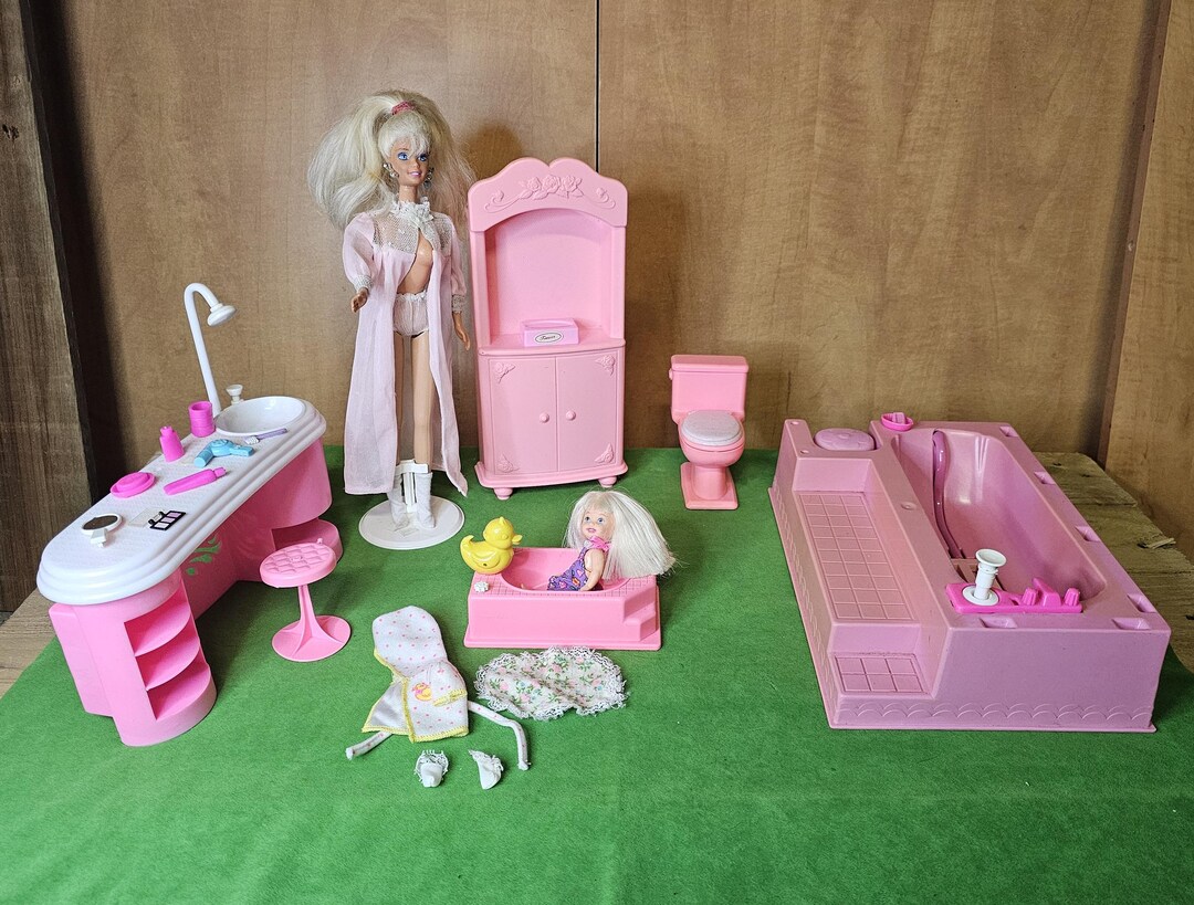 Casa Delle Bambole Scaffale Rosa Asciugamani & Accessori Miniatura