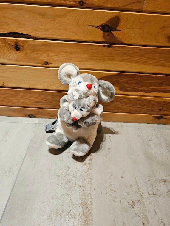 Gray Plush Mouse Backpack RARE Vintage Chuck E Cheese Mesh Backpack 2004 Gray Grey  main image 2