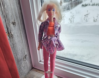 Muñeca vintage Jerrica de Hasbro de 1985 Jem y los hologramas