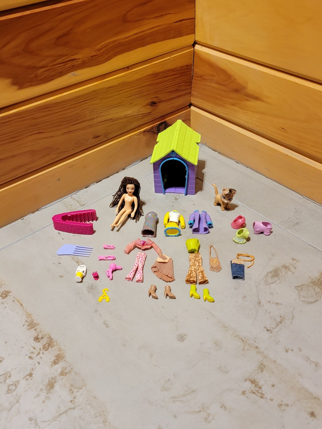 Polly Pocket Vintage Doll Woman Lot Accessories 