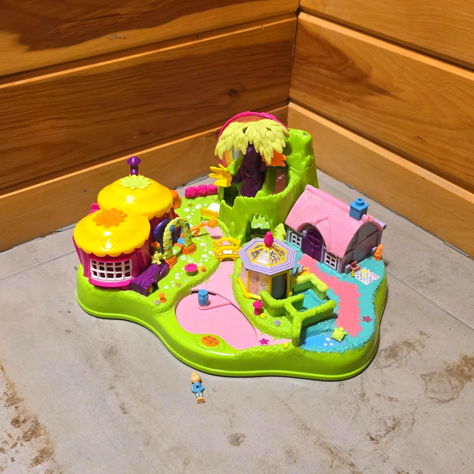 Polly Pocket Polly and Friends Safari Adventure Paquete de 4 Polly