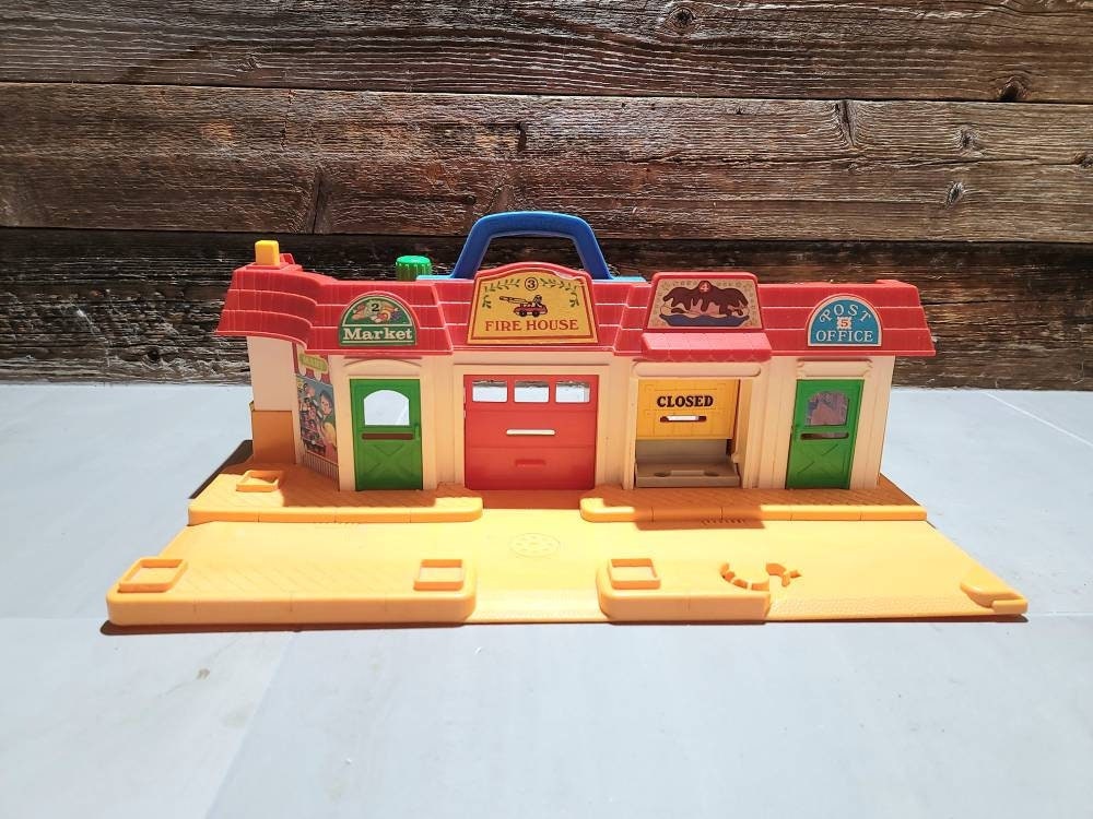 フィッシャープライス　リトルピープル　メインストリート　1986年 Vintage 1986 Fisher Price Main Street Little People Family