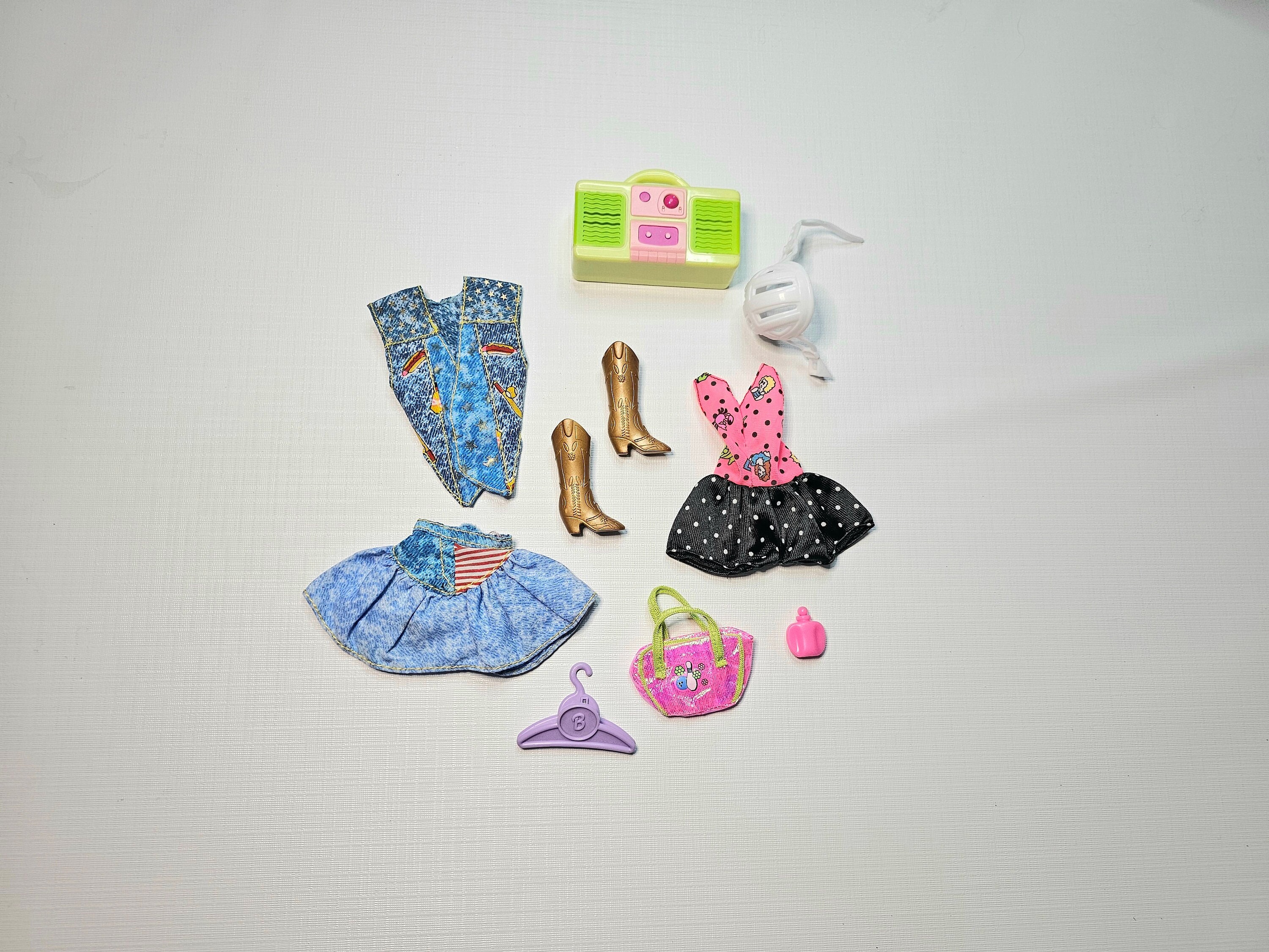Reselling Barbie Outfits and Accessories • FlipThrifters