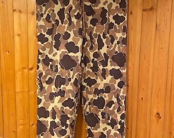 Pantalones impermeables de camuflaje de los años 90