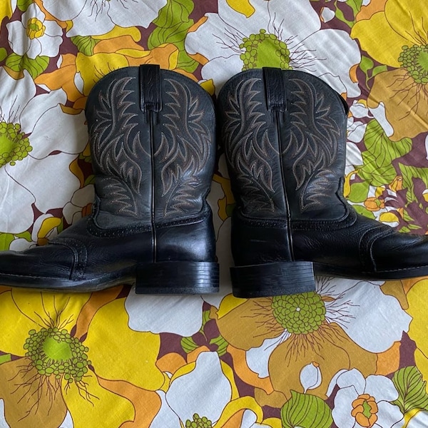 Vintage Ariat Cboys