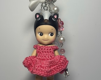 Llavero de Sonny Angel con ropa