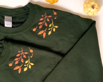 Mittlere | Herbst blätter Sweatshirt, Handbestickter Crewneck, Botanische Stickerei, Waldgrünes Sweatshirt mit Herbstblättern, Geschenk für Den Herbst