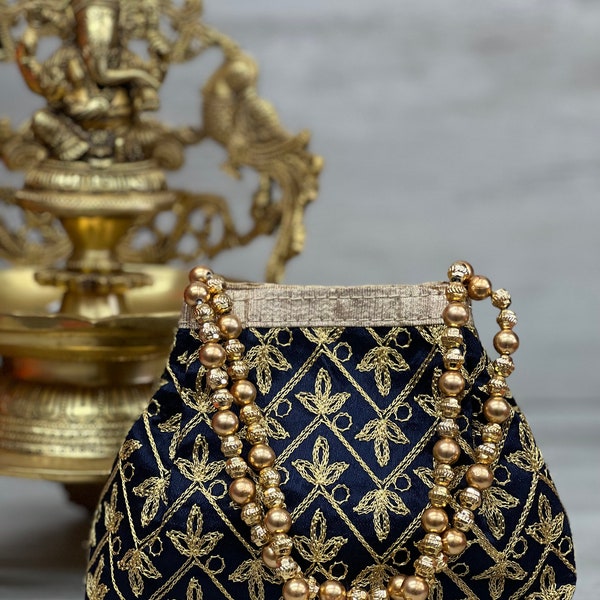 Indian Ethnic Potli/Batwa Handbag / Indian Wedding Gift Favours / Mehndi Gift Favours