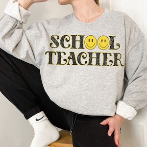 School Teacher Sweatshirt Retro Teacher Sweatshirt Fall Smile face Back to School Elementary Middle School Old New Christmas Teach Gift