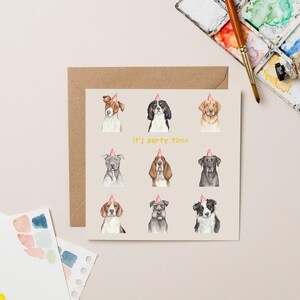 C'est la fête carte chien avec feuille d'or
