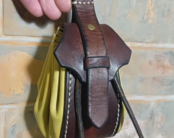 Leather Pouch Medium