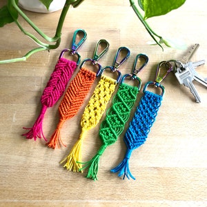 Macrame key chains | Macrame handbag accessories | Boho inspired fashion | Unique gift idea