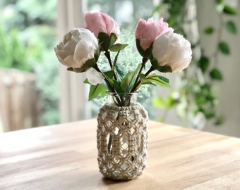 Macrame vase | Macrame bottle | Boho inspired home decor | Unique gift idea