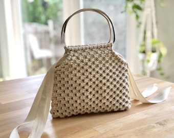 Handgemachte Makramee Handtasche: Boho Baumwolle Geldbörse mit Metallgriffen