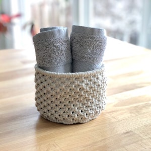 Macrame basket | Macrame plant pot cozy | Boho inspired home decor | Unique gift idea