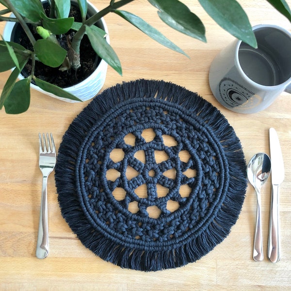 Macrame doily | Macrame trivet | Macrame placemat | Boho inspired table decor | Unique gift idea