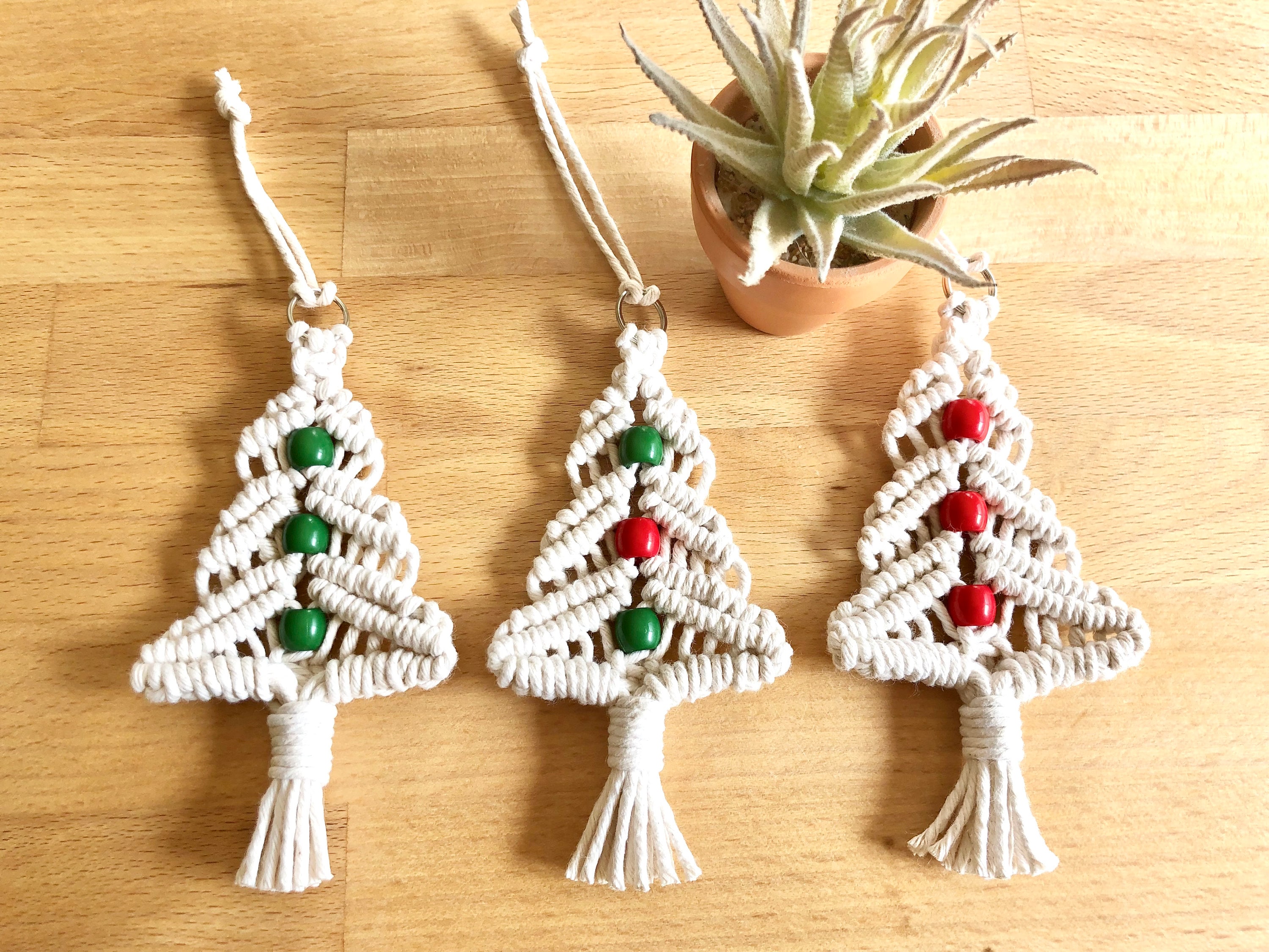 Ornement d'arbre de Vacances en Macramé | Petit | Ornement Noël Sapin Unique Fait Main