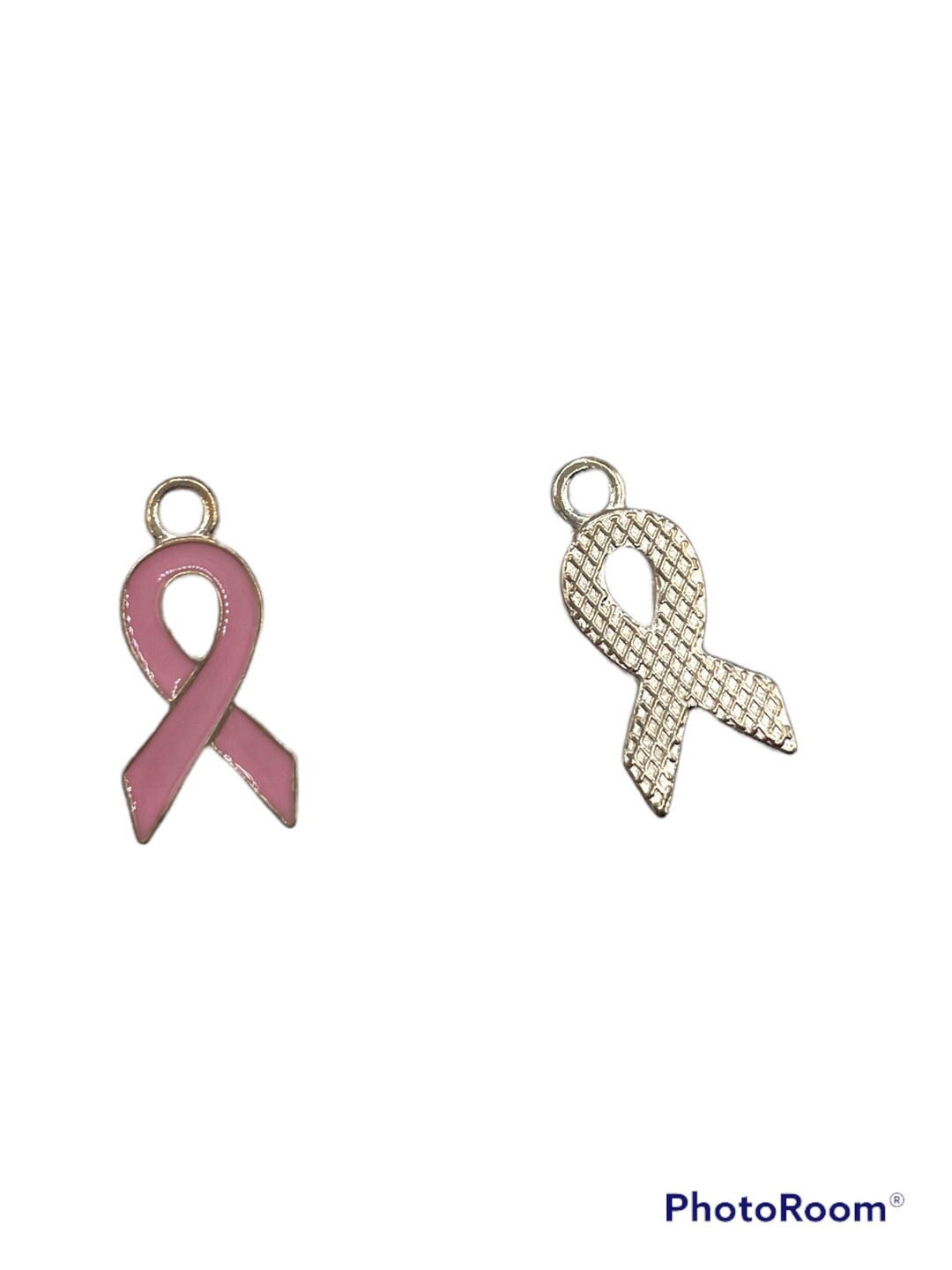 Un ruban rose pour la sensibilisation au cancer du sein | Vecteur Gratuite Un ruban rose pour la sensibilisation au cancer du sein | Vecteur Gratuite