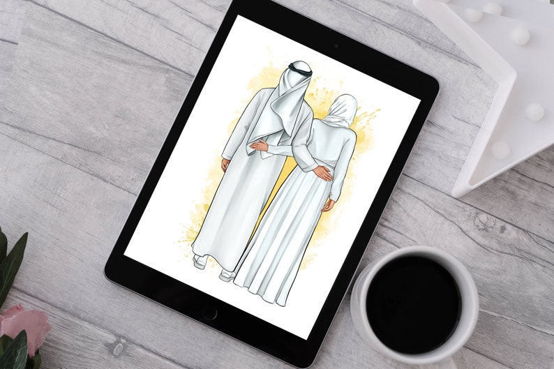 Puede incluir: Una ilustraci&oacute;n digital de una pareja vestida con ropa blanca tradicional. El hombre lleva una t&uacute;nica blanca y una cubierta de cabeza blanca. La mujer lleva una abaya blanca y un pa&ntilde;uelo blanco en la cabeza. La pareja est&aacute; de pie juntos, con el brazo del hombre alrededor de la cintura de la mujer.