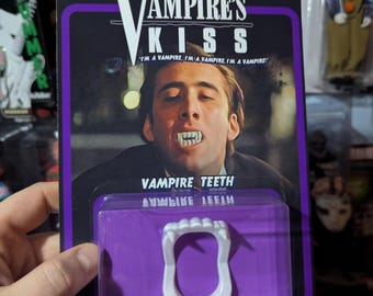 Vampire's Kiss, vampire teeth