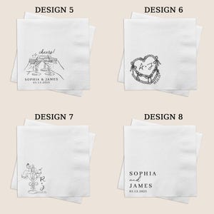K&ouml;nnte beinhalten: Vier quadratische wei&szlig;e Papierservietten mit schwarzen Tintendesigns. Design 5 zeigt zwei H&auml;nde, die Cocktailgl&auml;ser halten, mit dem Text cheers! SOPHIA & JAMES 03.13.2025. Design 6 zeigt ein Perlenherz mit A+J 03.22.25. Design 7 zeigt ein Paar in einem Glas mit R+J 03.13.25. Design 8 zeigt SOPHIA and JAMES 03.13.2025.