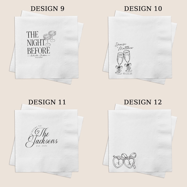 K&ouml;nnte beinhalten: Vier quadratische wei&szlig;e Papierservietten mit schwarzen Druckmotiven. Design 9 zeigt zwei Gl&auml;ser und Text. Design 10 zeigt zwei Champagnergl&auml;ser mit Namen und Datum. Design 11 enth&auml;lt kursiven Text. Design 12 zeigt zwei herzf&ouml;rmige Umrisse mit Initialen.