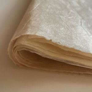 Lineco Acid-Free Tissue Paper - Artist & Craftsman Supply