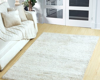 Handwoven wool carpet