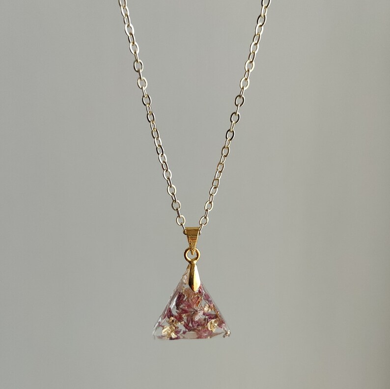 Real dried flower resin necklace