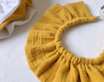 Col amovible façon Pierrot, volanté, collerette pour bébé ou enfant. En gaze de coton uni - Accessoire de mode, Idée cadeau, look - Col