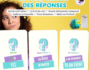 Könnte beinhalten: Ein Kartendeck mit 128 Orakelkarten namens Le Petit Oracle des Réponses, das 5,8 mal 8,89 cm misst. Die Karten zeigen ein türkisfarbenes Fragezeichen-Symbol und Text auf Französisch und Englisch, darunter Oui/Yes, En Hiver/In Winter und À un événement/To an event.