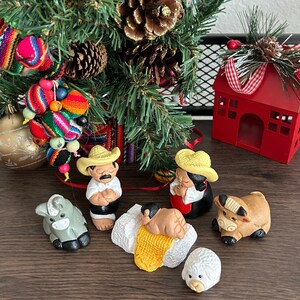 Nativity Scene Mexican Style 2 1/2 inches