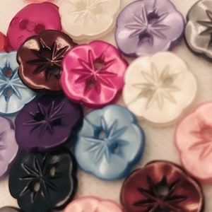 Small Pansy Flower Shaped Button, 12mm, 1/2 inches (10pk) Pearlescent Finish with Two Holes-  11 colors, Made in Italy, Sewing Buttons