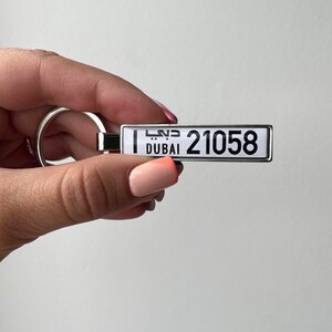 Dubai license plate - Etsy 日本