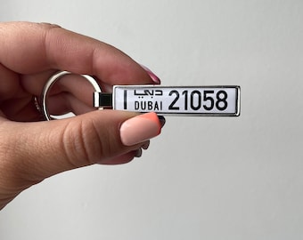 Custom Dubai License Plate Keychain: Personalized Car Keyring