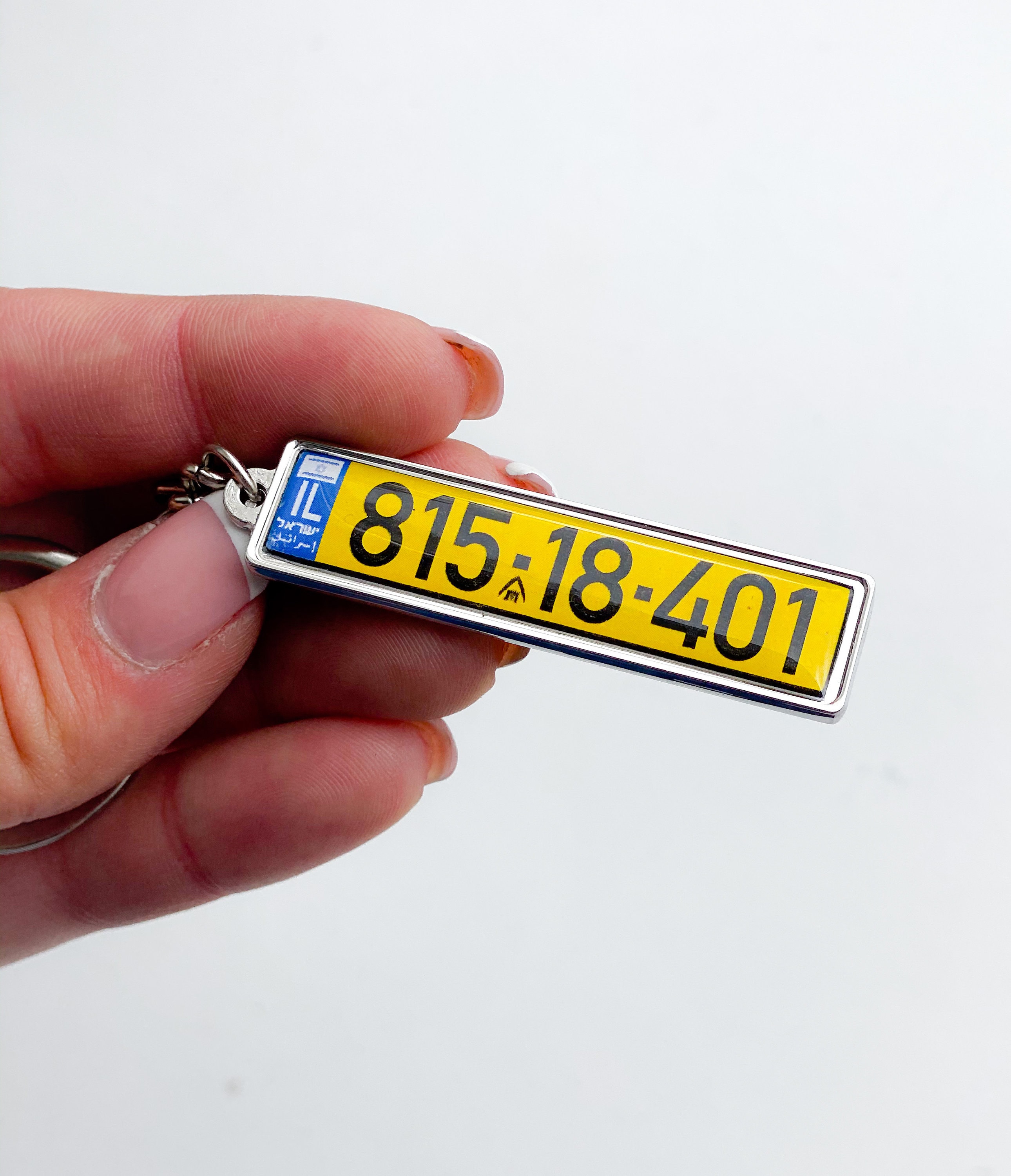 Israel custom double sided keychain with number plates, personalised license plate keyring