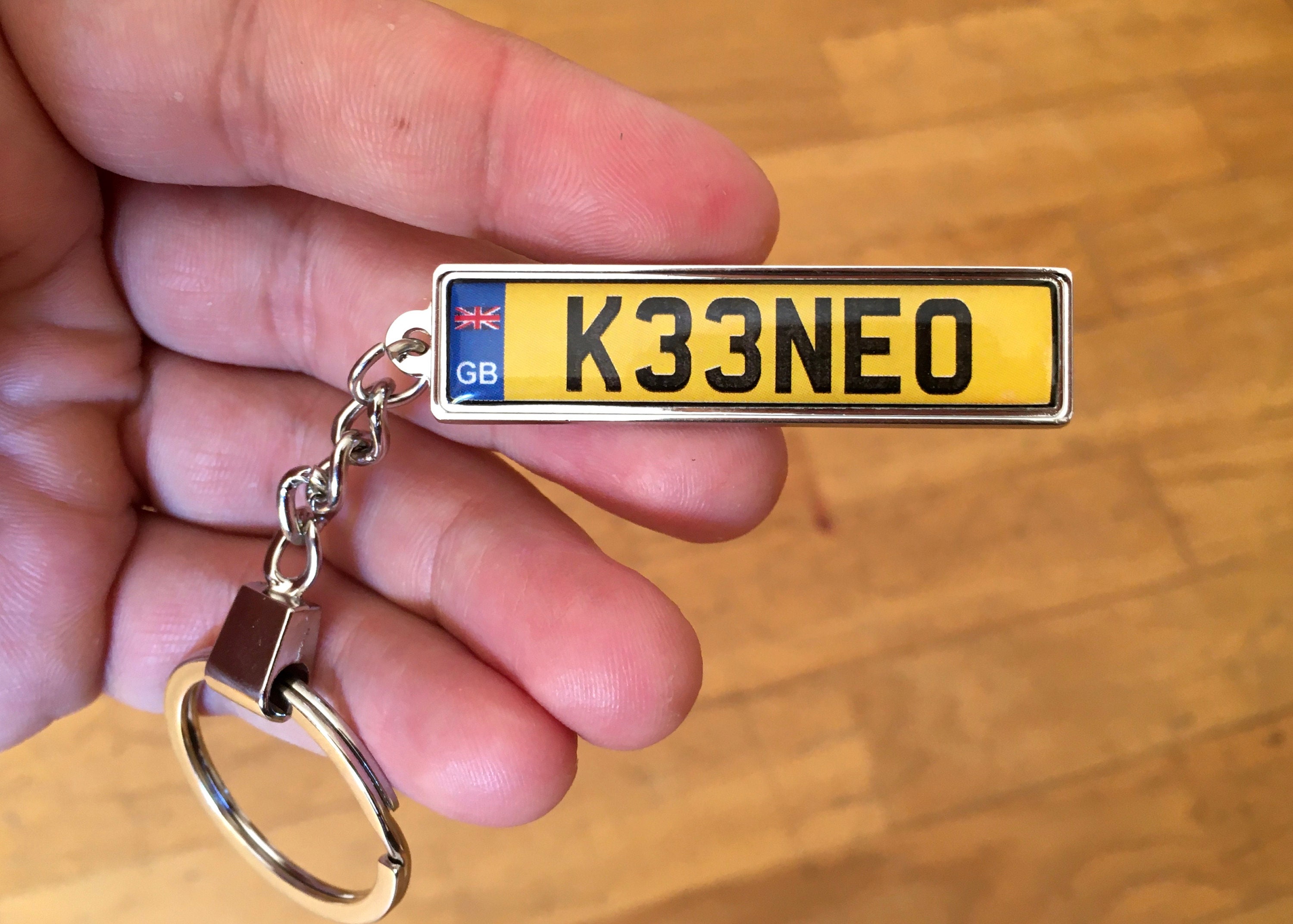 Custom England Kennzeichen Schlüsselanhänger, UK Nummernschild  Schlüsselring -  Österreich
