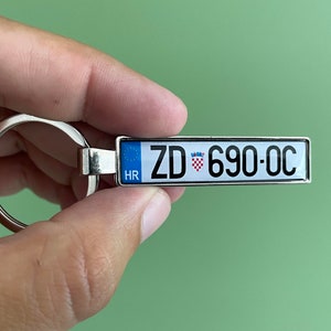 Hungary license plate keychain, custom Hungary number plate keychain