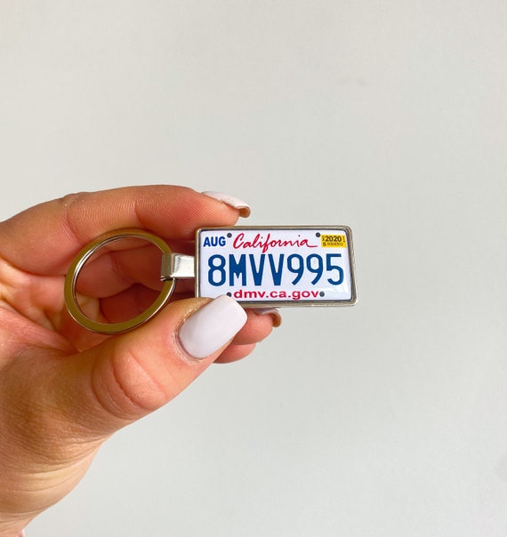 Kundenspezifisches Kennzeichen-Schlüsselring, kalifornisches Nummernschild- Schlüsselanhänger, Autokennzeichen-Schlüsselring, personalisierter  Schlüsselring - .de