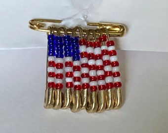 AMERICAN FLAG Beaded Pin