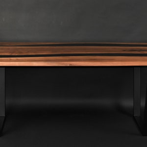 Table en noyer en résine époxy / Table à manger avec résine époxy noire / Table design unique / Conception de table personnalisée époxy
